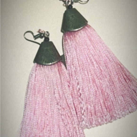 Thread earrings - Picture 4 of 5